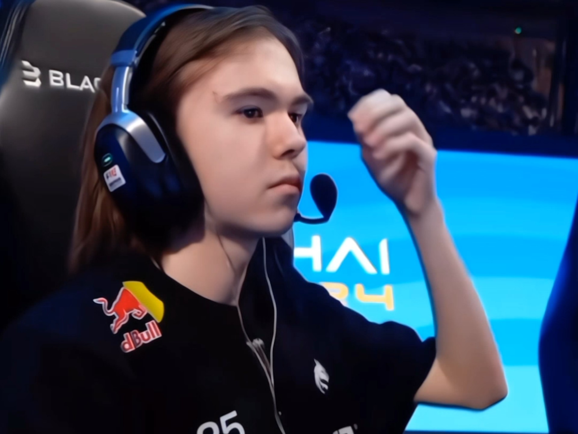 S14在伦敦画上句点，但LPL的体育化之路未停息